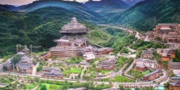 物业购买劳保服应计入什么科目？